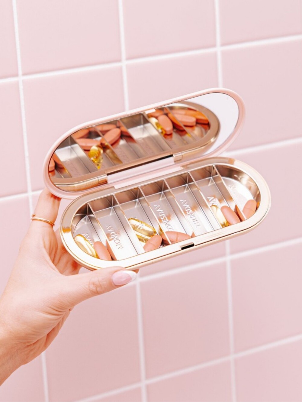 DOSEY Blush Pink and Gold Color 7 Day Pill Supplement Organizer New NIB